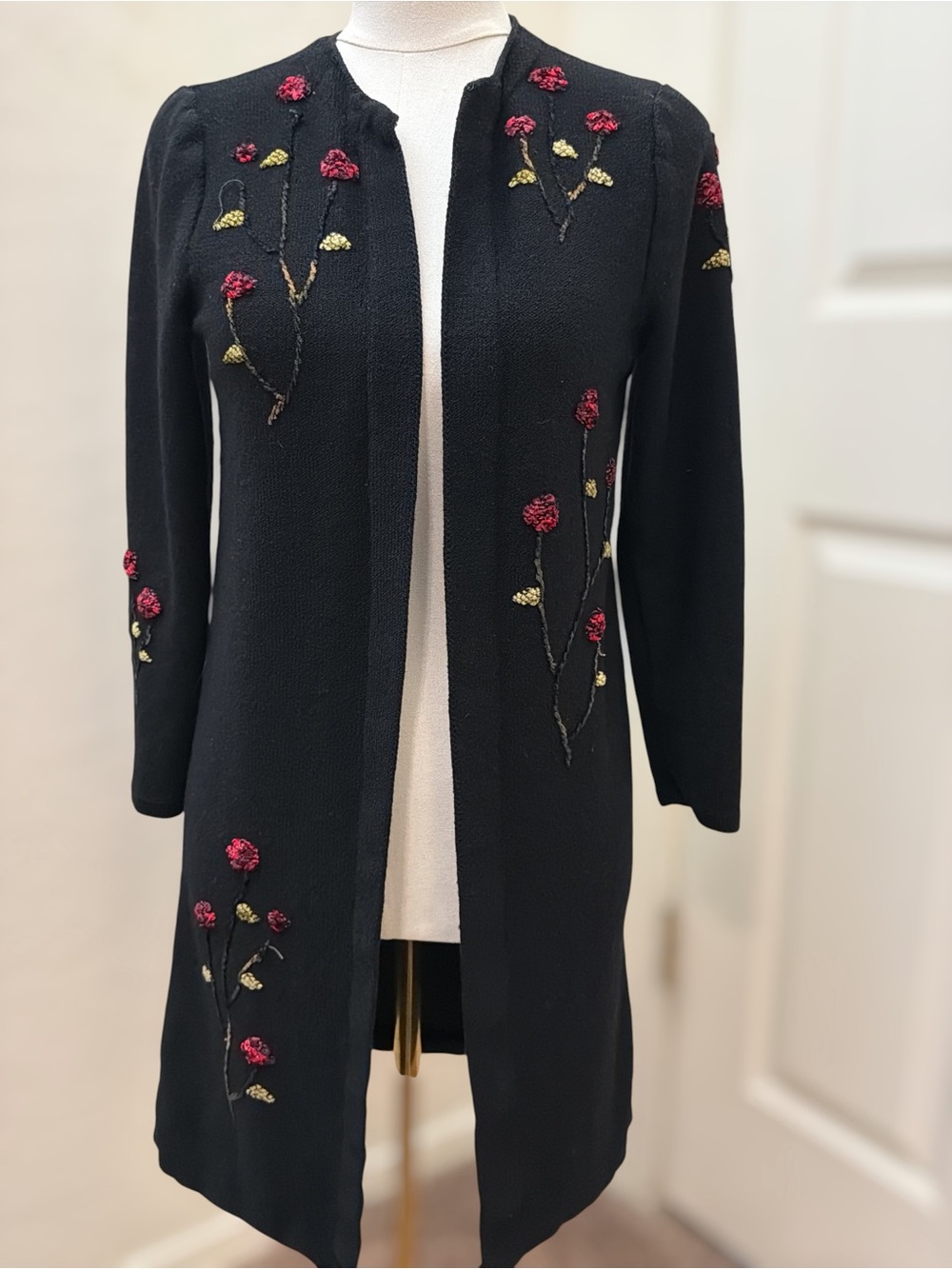 Alnoral by Al Sporayichs Wool Floral Embroidered Long Cardigan S